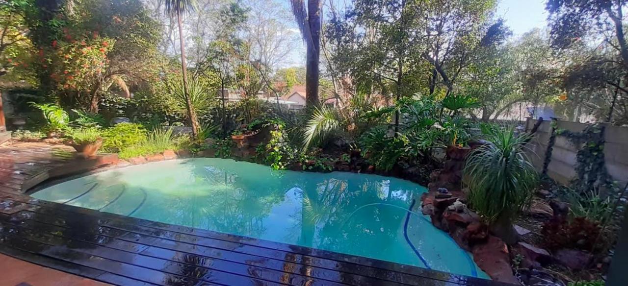 Pantera Lodge & Cheetah Cottage Johannesburg Exteriör bild